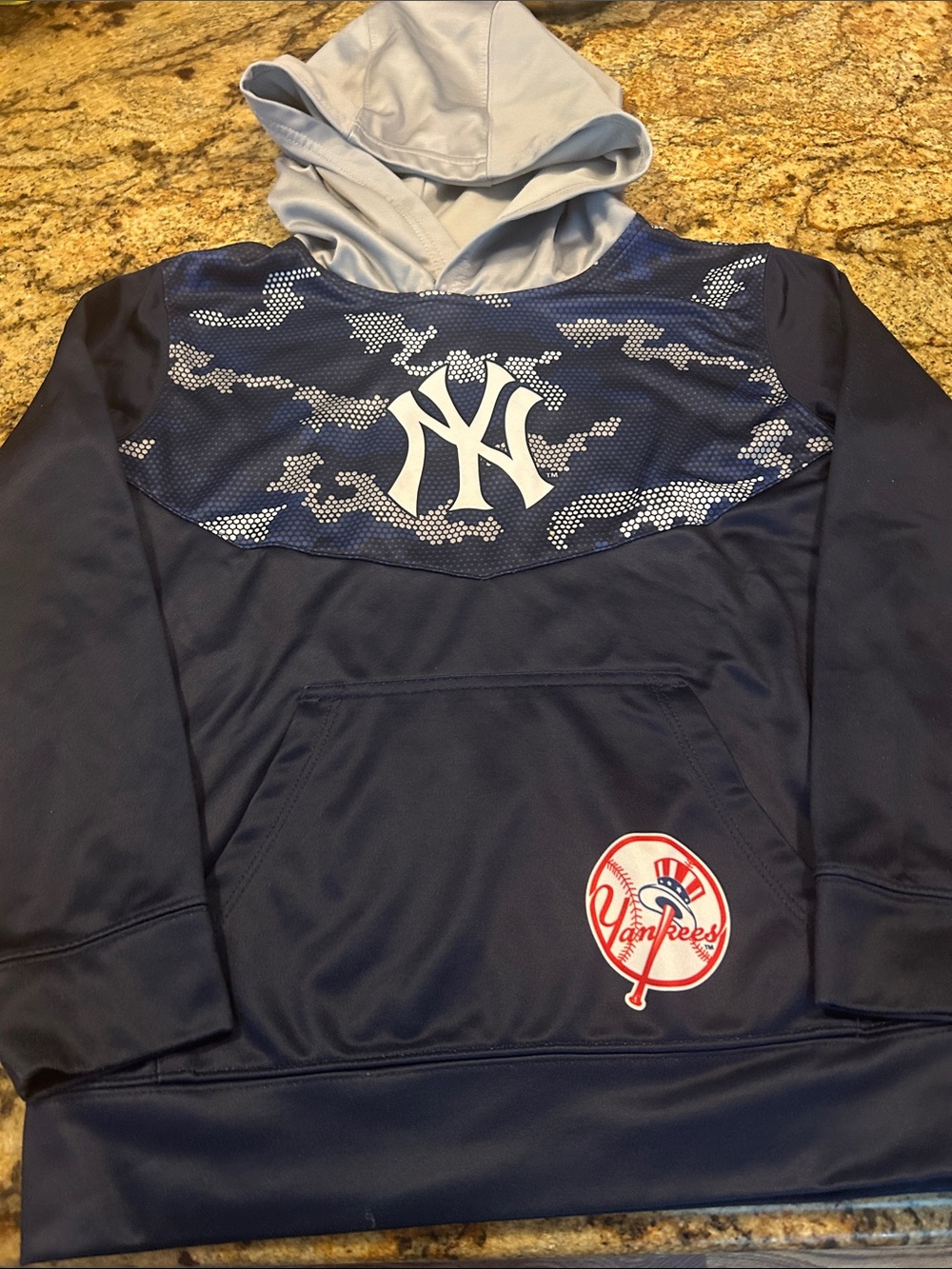 MLB Genuine Merchandise Navy & Light Gray New York Yankees Hooded Pullover